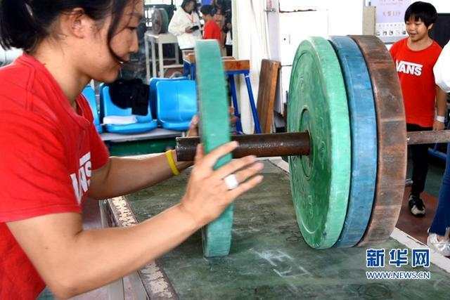 探访马江举重训练基地——体彩公益哺育“冠军摇篮”